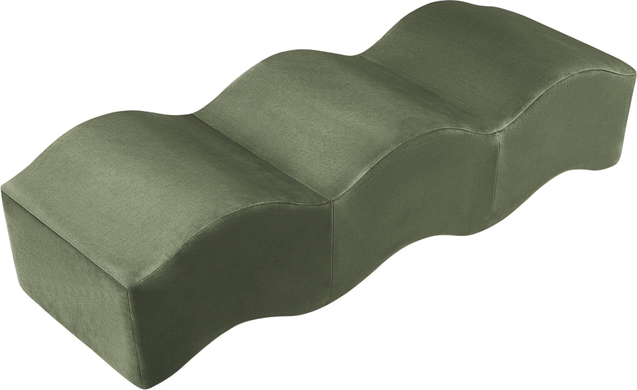 Wave Velvet Upholstered Bench in Green from Meridian - Luna Furniture