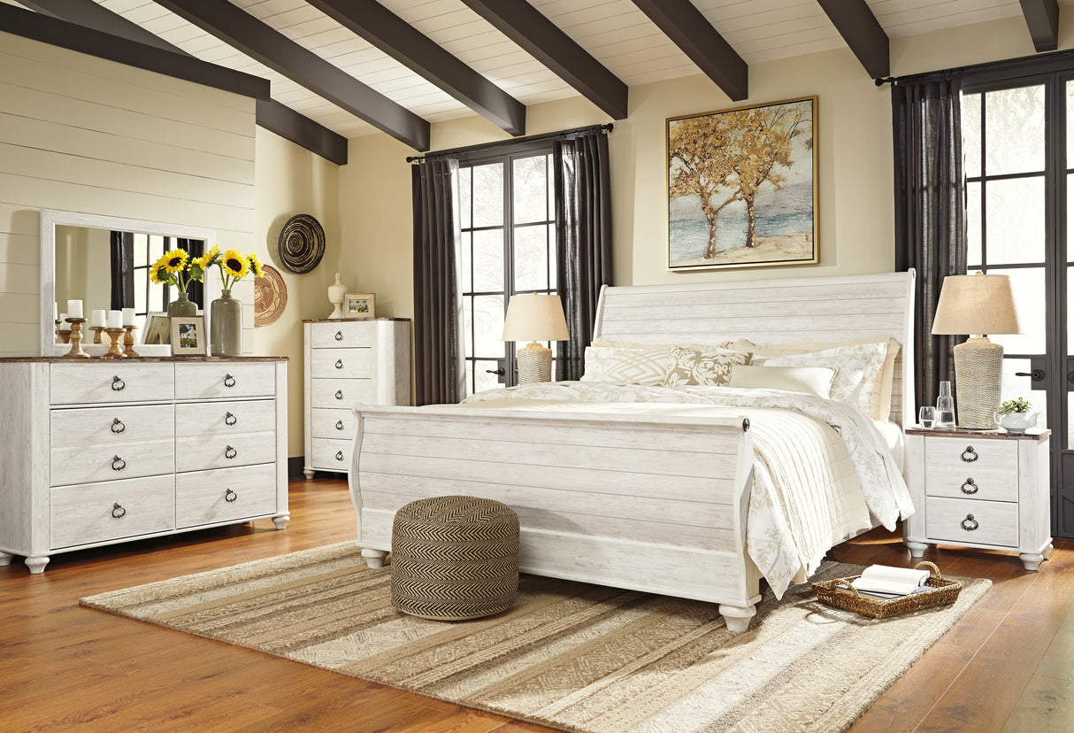 Willowton King Sleigh Bed with Mirrored Dresser, Chest and Nightstand in Whitewash - PKG004427