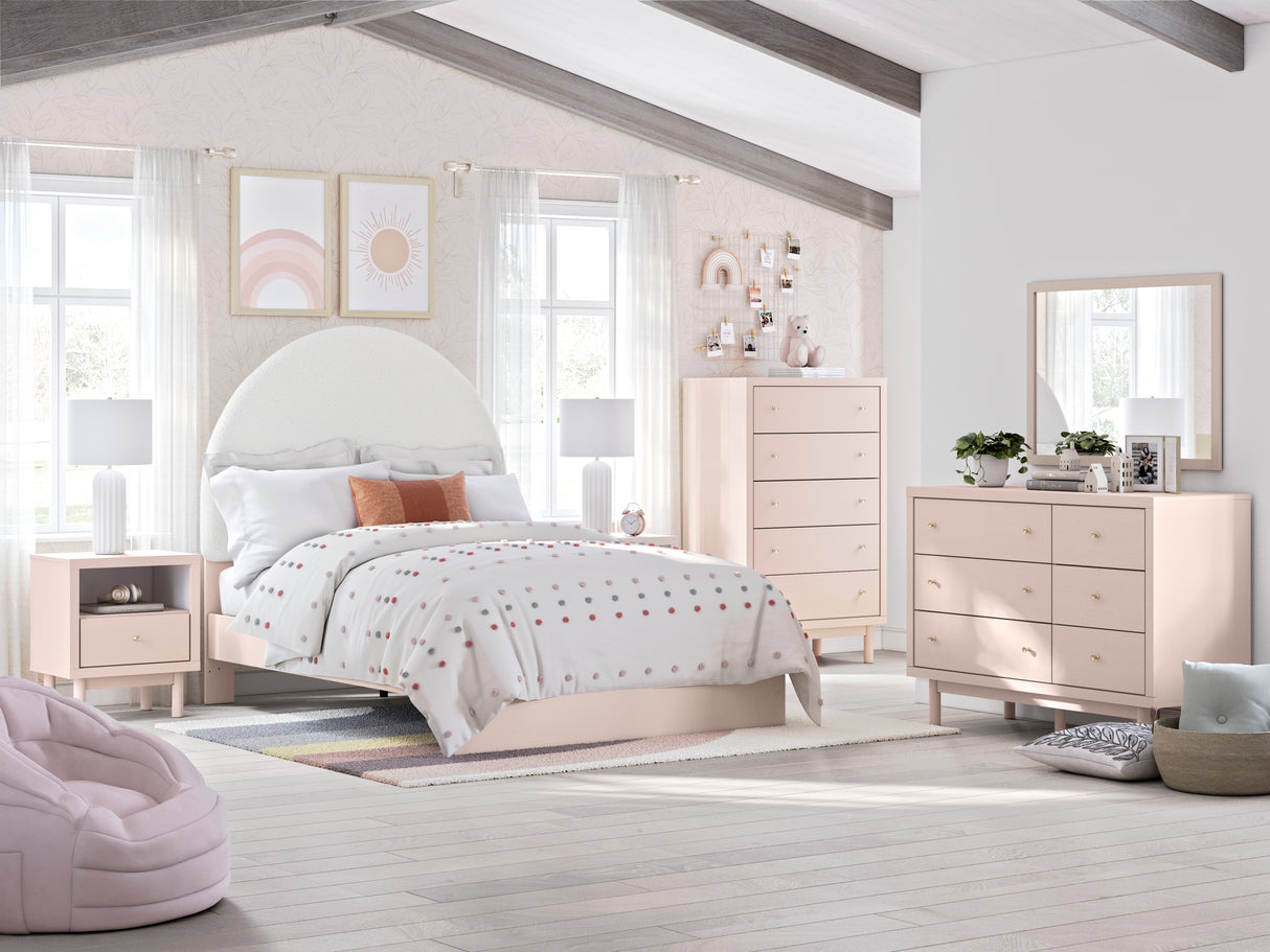 Wistenpine Full Upholstered Panel Bed with Mirrored Dresser and Chest in Blush - PKG018724