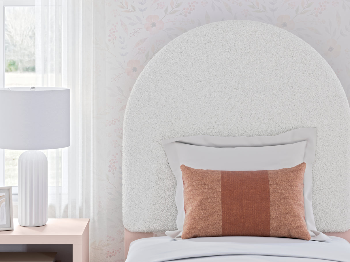 Wistenpine Twin Upholstered Panel Headboard with Dresser and 2 Nightstands in Blush - PKG018929