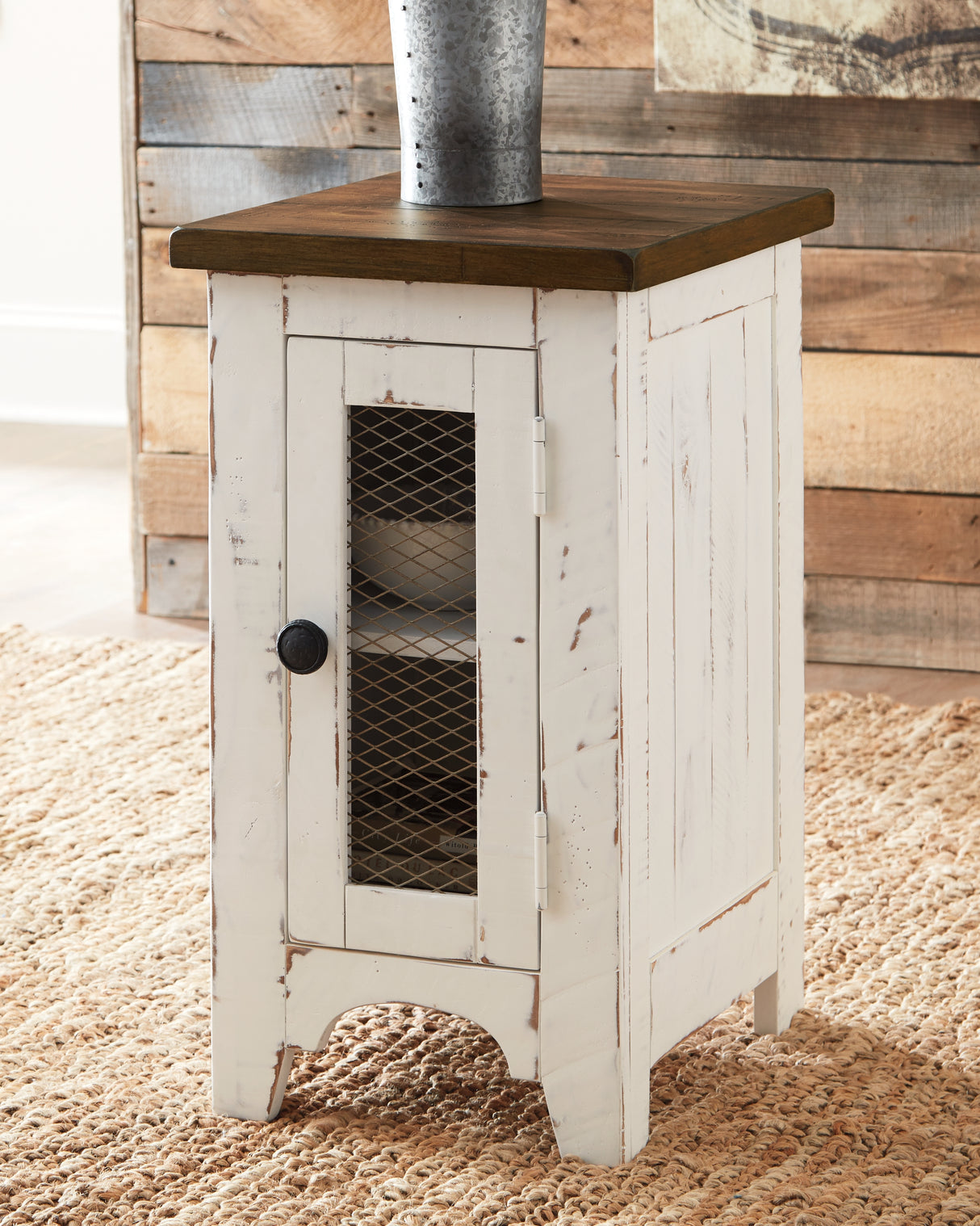 Wystfield 2 End Tables in White/Brown from Ashley - Luna Furniture