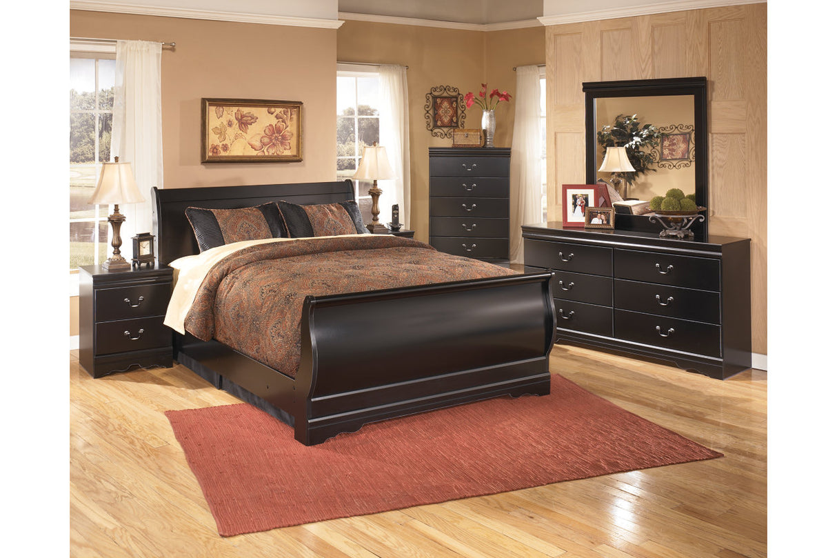 Huey Vineyard Black Chest of Drawers -  - Luna Furniture