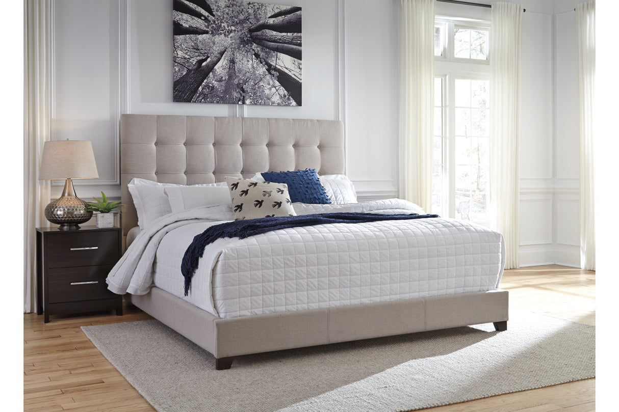 Dolante Beige Queen Upholstered Bed -  - Luna Furniture