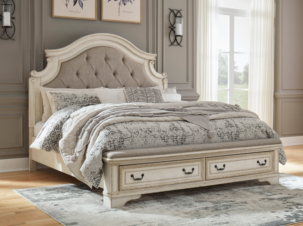 Realyn Chipped White Storage Platform Bedroom Set