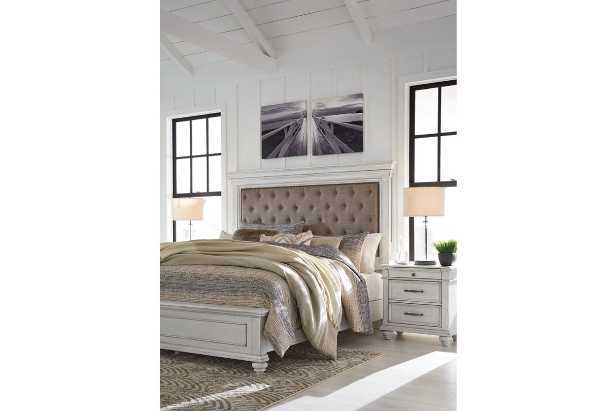 Kanwyn Whitewash Queen Panel Upholstered Bed -  Ashley - Luna Furniture