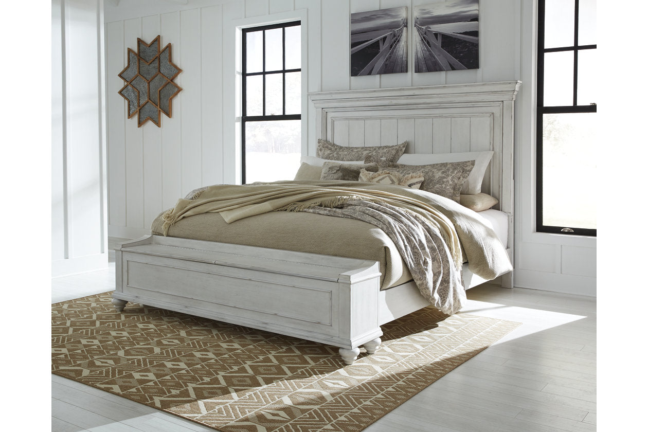 Kanwyn Whitewash King Panel Bed with Storage Bench – Luna Furniture