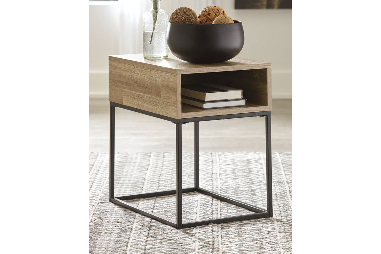 Gerdanet Natural End Table -  - Luna Furniture