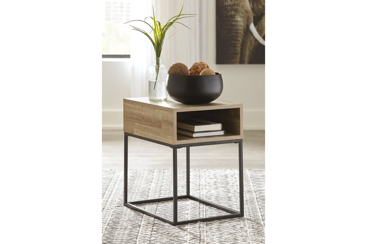 Gerdanet Natural End Table -  - Luna Furniture