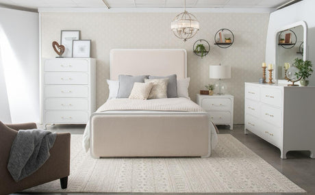 Anastasia Pearl White/Beige 5-Piece Boucle Upholstered Queen Bedroom Set from Coaster - Luna Furniture