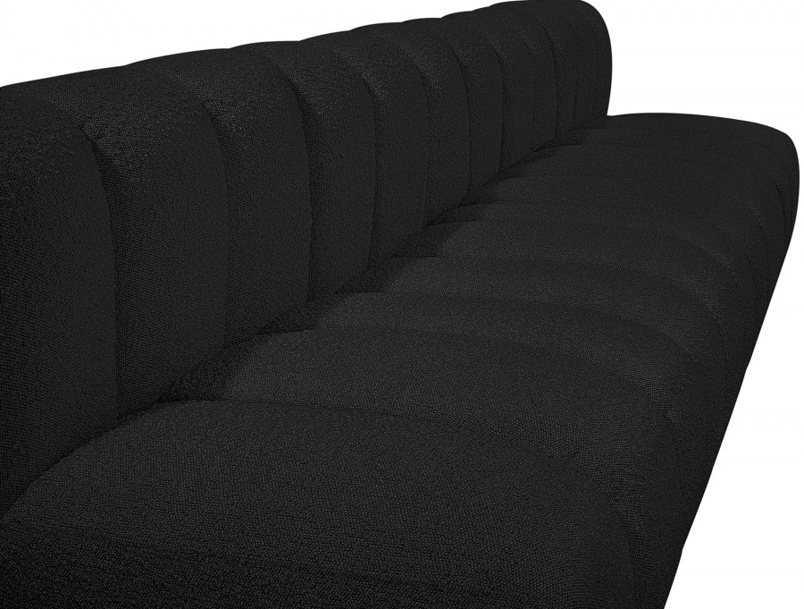 Arc Boucle Fabric 7pc. Sectional Black from Meridian - Luna Furniture