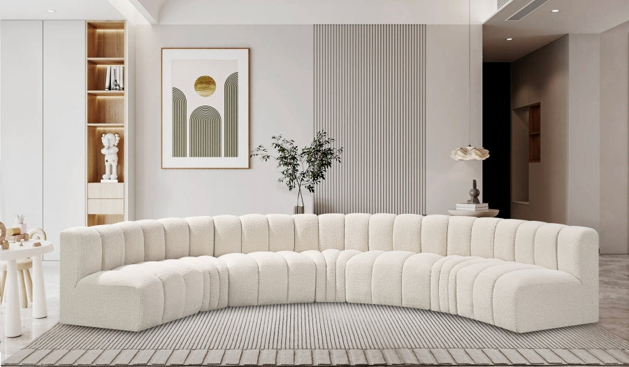 Arc Boucle Fabric 7pc. Sectional Cream from Meridian - Luna Furniture