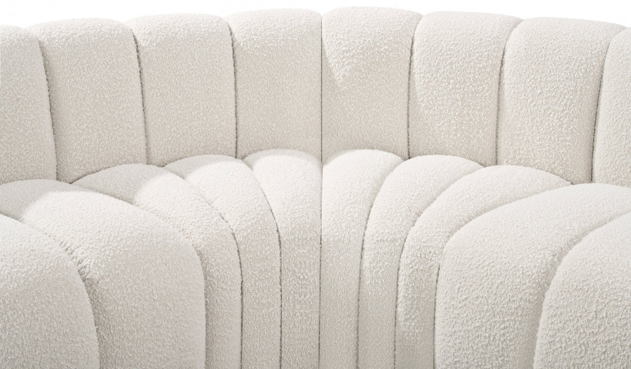 Arc Boucle Fabric 7pc. Sectional Cream from Meridian - Luna Furniture