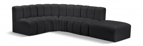 Arc Faux Leather 5pc. Sectional Black from Meridian - Luna Furniture