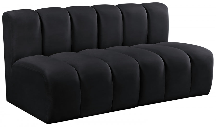 Arc Velvet 2pc. Sectional Black from Meridian - Luna Furniture