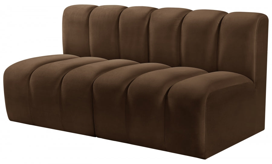 Arc Velvet 2pc. Sectional Brown from Meridian - Luna Furniture