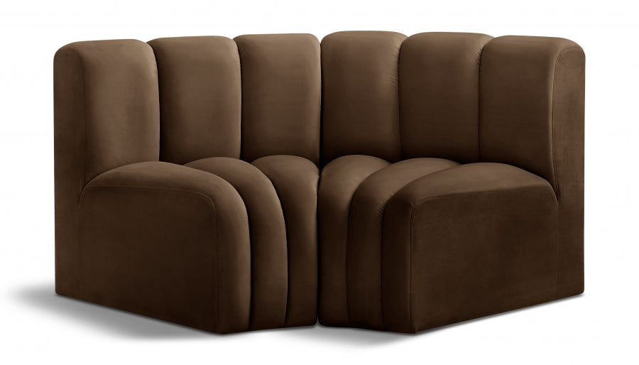 Arc Velvet 2pc. Sectional Brown from Meridian - Luna Furniture