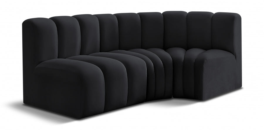 Arc Velvet 3pc. Sectional Black from Meridian - Luna Furniture