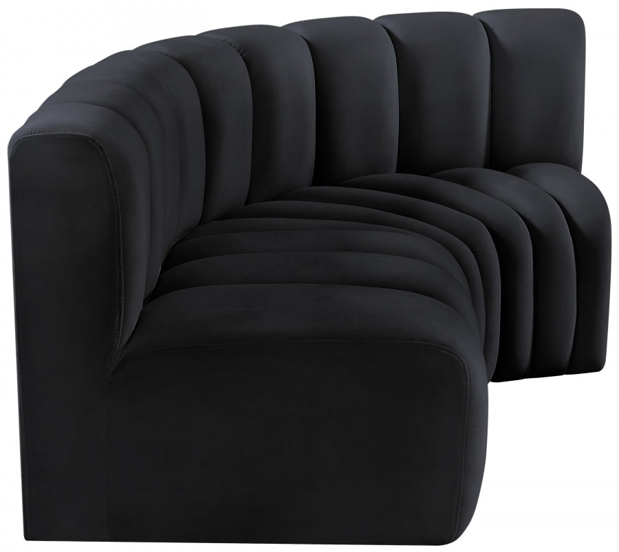 Arc Velvet 3pc. Sectional Black from Meridian - Luna Furniture