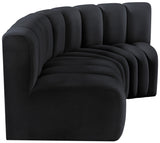 Arc Velvet 3pc. Sectional Black from Meridian - Luna Furniture