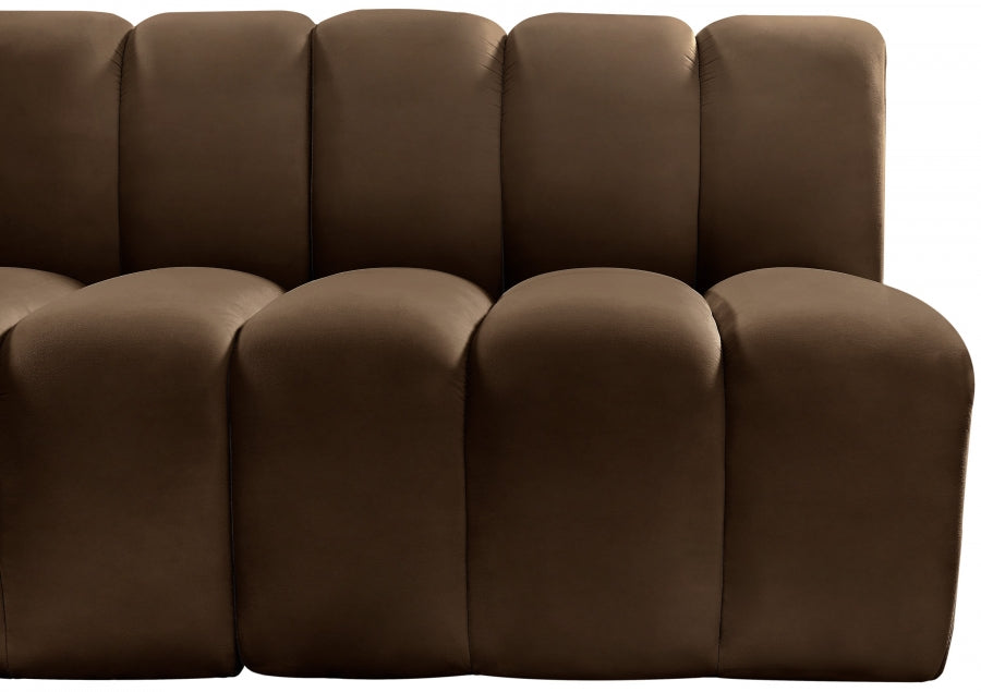 Arc Velvet 3pc. Sectional Brown from Meridian - Luna Furniture