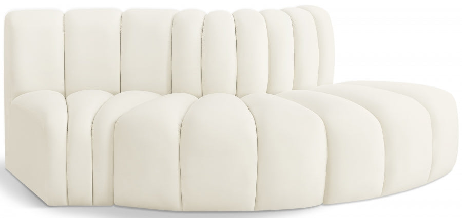 Arc Velvet 3pc. Sectional Cream from Meridian - Luna Furniture