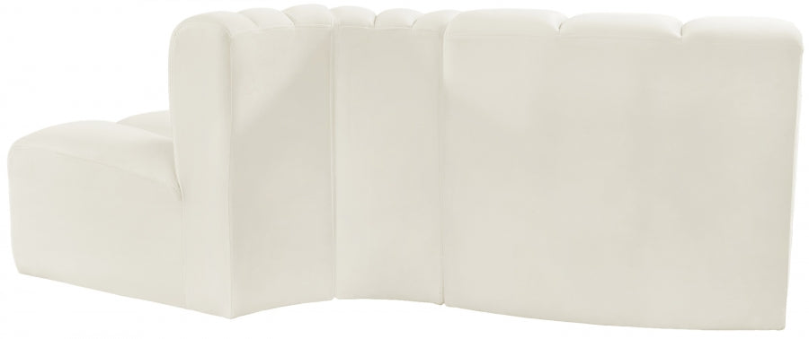 Arc Velvet 3pc. Sectional Cream from Meridian - Luna Furniture