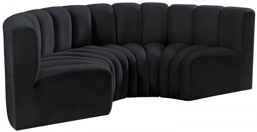 Arc Velvet 4pc. Sectional Black from Meridian - Luna Furniture