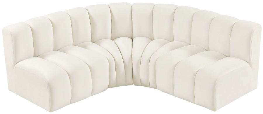 Arc Velvet 4pc. Sectional Cream from Meridian - Luna Furniture