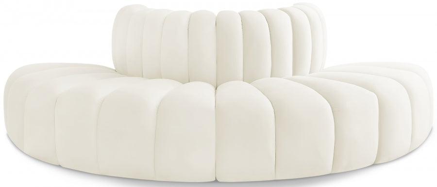 Arc Velvet 4pc. Sectional Cream from Meridian - Luna Furniture