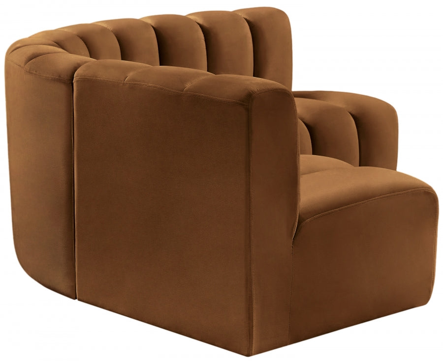 Arc Velvet 4pc. Sectional Saddle from Meridian - Luna Furniture