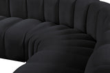 Arc Velvet 5pc. Sectional Black from Meridian - Luna Furniture