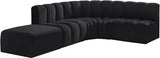 Arc Velvet 5pc. Sectional Black from Meridian - Luna Furniture