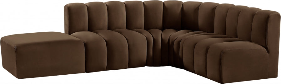 Arc Velvet 5pc. Sectional Brown from Meridian - Luna Furniture