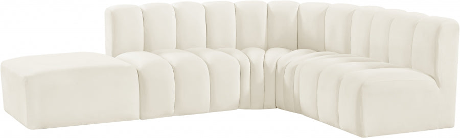 Arc Velvet 5pc. Sectional Cream from Meridian - Luna Furniture