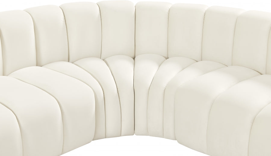 Arc Velvet 5pc. Sectional Cream from Meridian - Luna Furniture