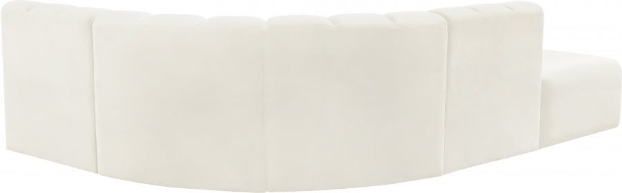 Arc Velvet 5pc. Sectional Cream from Meridian - Luna Furniture