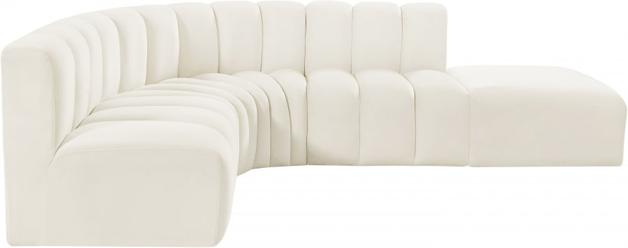 Arc Velvet 5pc. Sectional Cream from Meridian - Luna Furniture