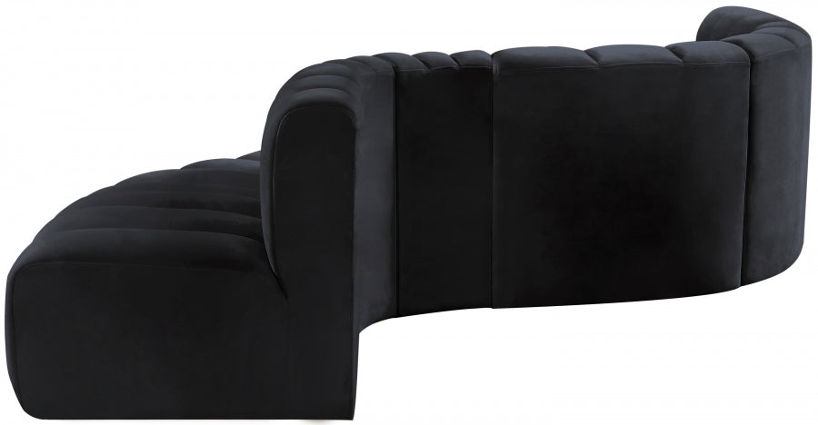 Arc Velvet 6pc. Sectional Black from Meridian - Luna Furniture