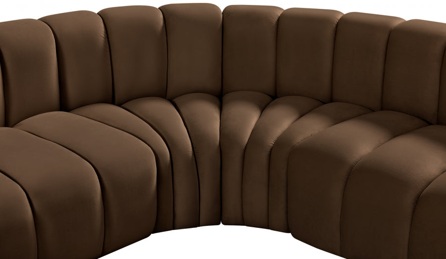 Arc Velvet 6pc. Sectional Brown from Meridian - Luna Furniture