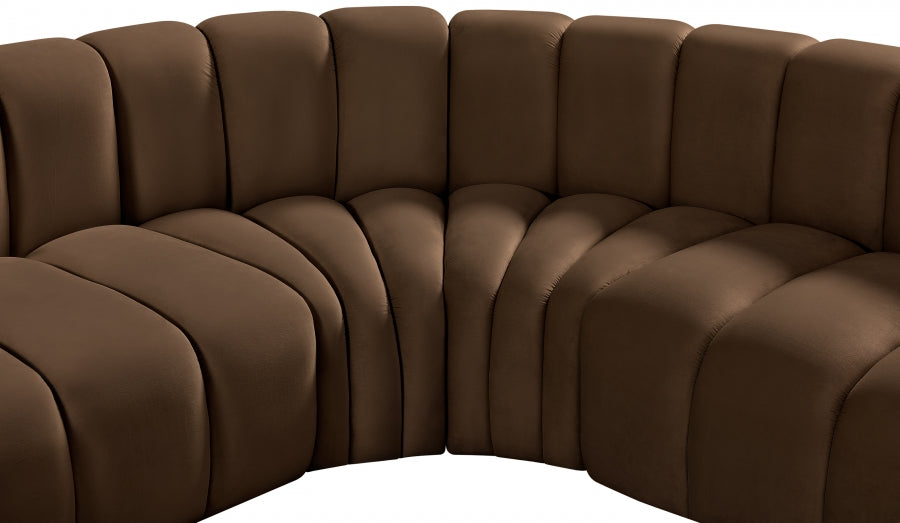 Arc Velvet 6pc. Sectional Brown from Meridian - Luna Furniture