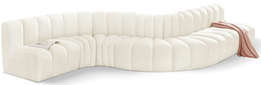 Arc Velvet 7pc. Sectional Cream from Meridian - Luna Furniture