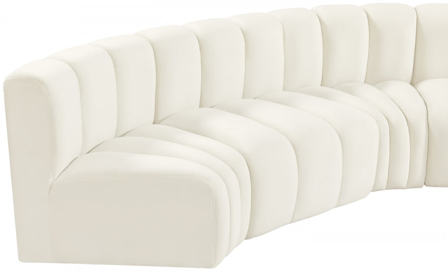 Arc Velvet 7pc. Sectional Cream from Meridian - Luna Furniture