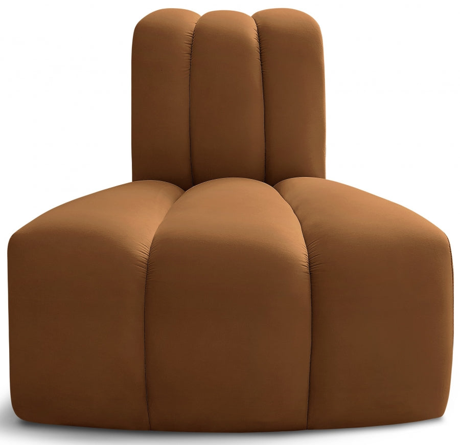 Arc Velvet Modular Chair Saddle from Meridian - Luna Furniture