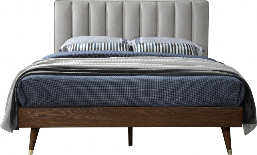 Vance Beige Mid-Century Modern Linen Textured Queen Bed from Meridian - Luna Furniture