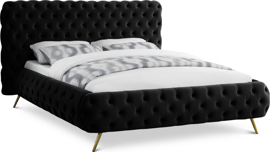 Delano Black Velvet Queen Bed from Meridian - Luna Furniture