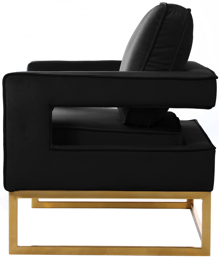 Noah Black Velvet Accent Chair from Meridian - Luna Furniture