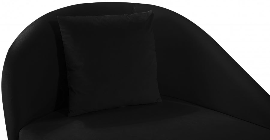 Nolan Black Velvet Chaise from Meridian - Luna Furniture