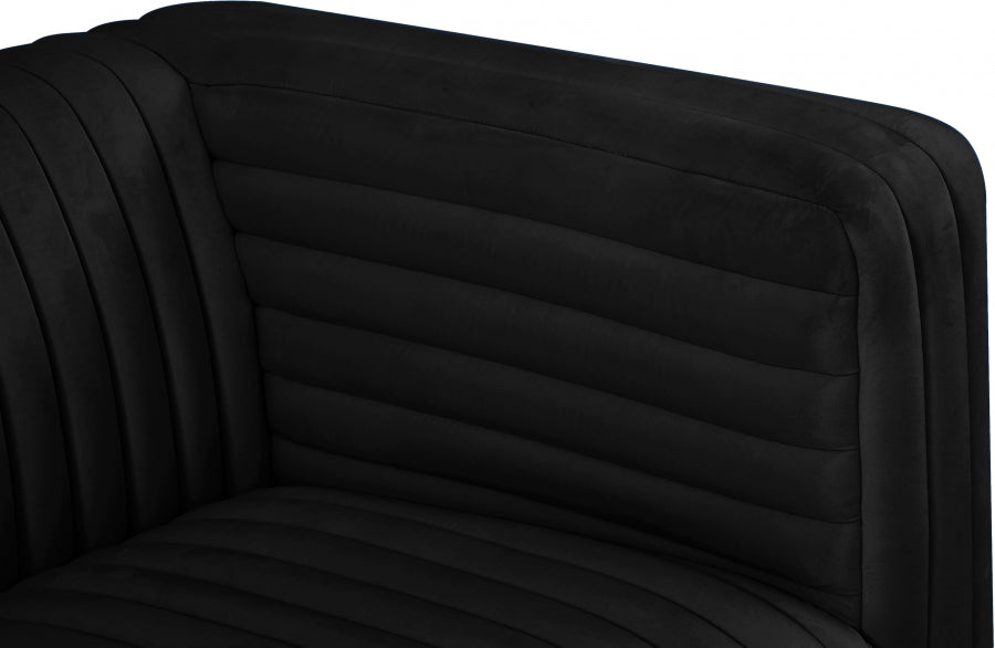 Ravish Black Velvet Loveseat from Meridian - Luna Furniture