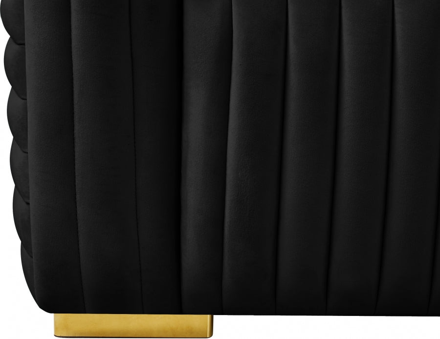 Ravish Black Velvet Loveseat from Meridian - Luna Furniture