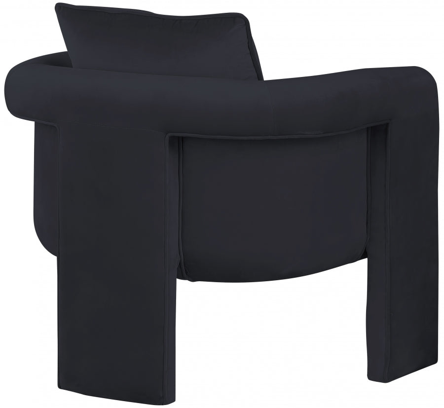 Black Sloan Velvet Accent Chair from Meridian - Luna Furniture